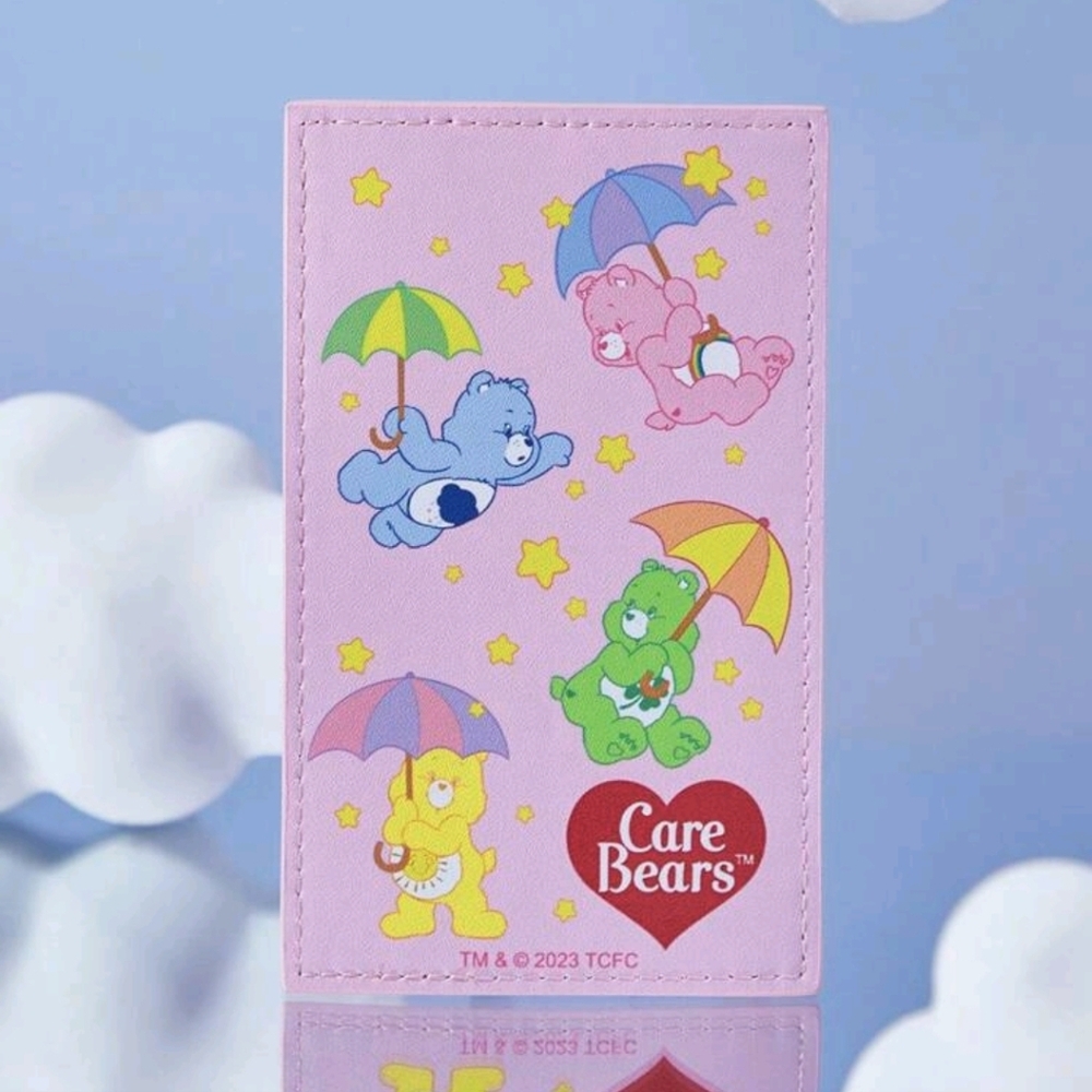 🥳 FREE GIFT! Care Bear Card Holder - Picture 2 of 6